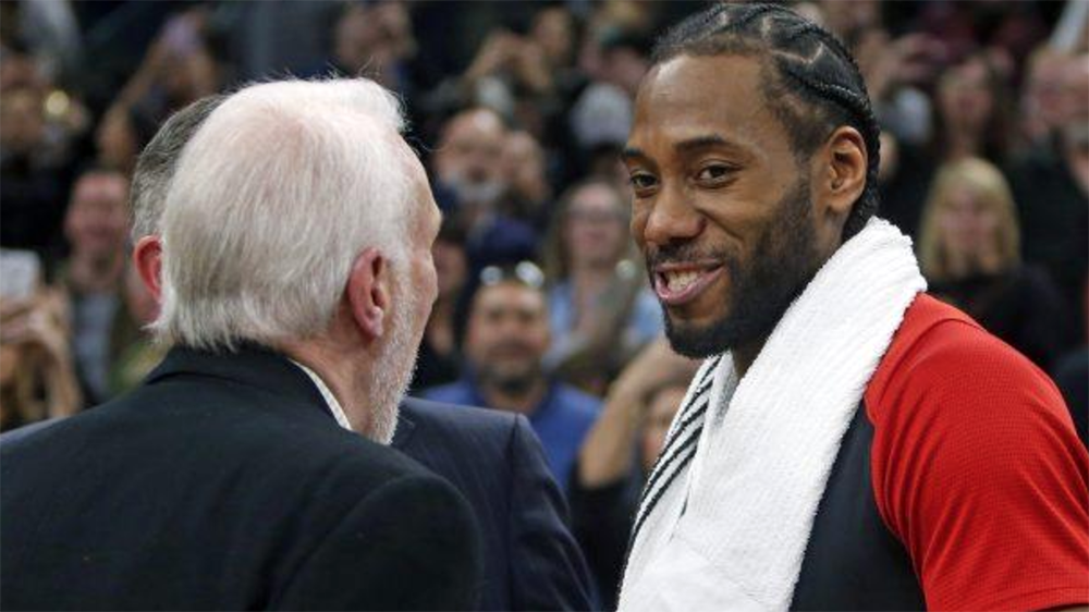 "Tại sao cứ phải la ó Kawhi Leonard khi ai cũng phải có những quyết định khó khăn trong cuộc đời?"