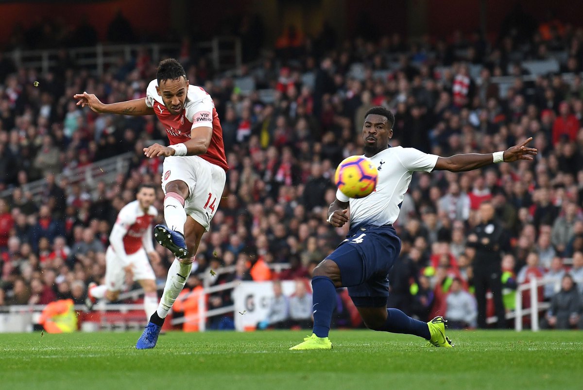 Ai trong 3 mục tiêu có thể đến Arsenal khi Emery yêu cầu mua cầu thủ chạy cánh?