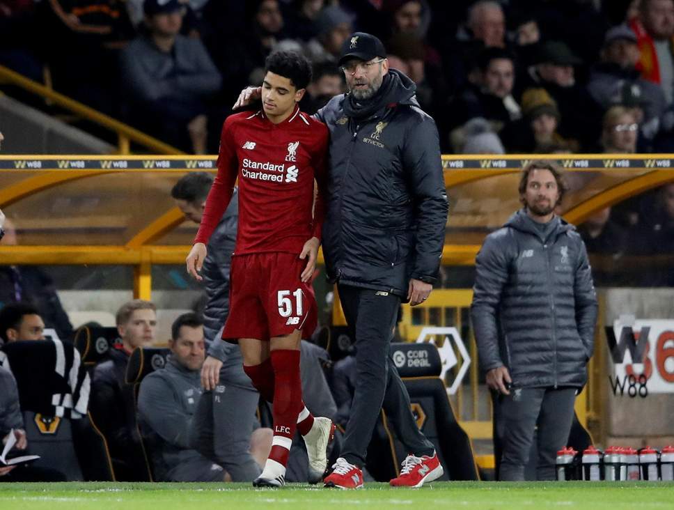 Liverpool nắm lợi thế bất ngờ ở cuộc đua vô địch Ngoại hạng nhờ... bị loại sớm ở FA Cup