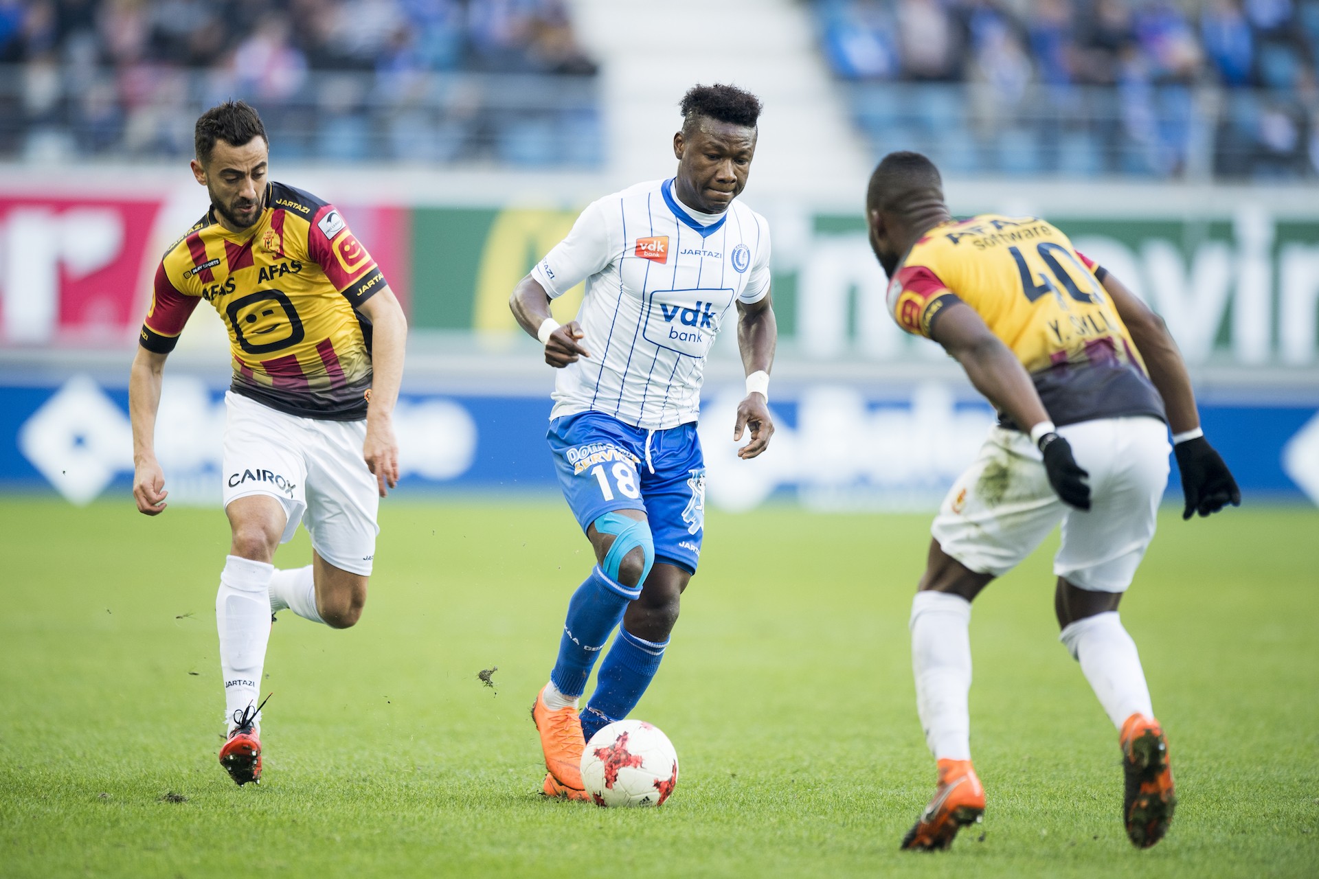 Nhận định tỷ lệ cược kèo bóng đá tài xỉu trận Holstein Kiel vs Gent