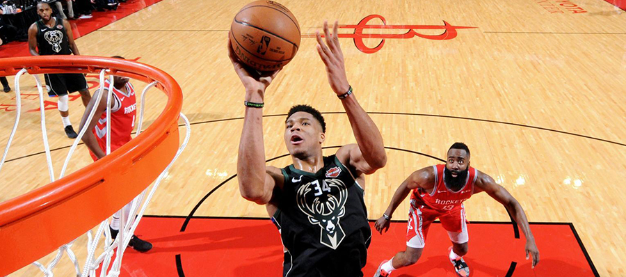 Được tâng bốc lên tận mây xanh, nhưng Giannis Antetokounmpo vẫn khiêm tốn đến không ngờ