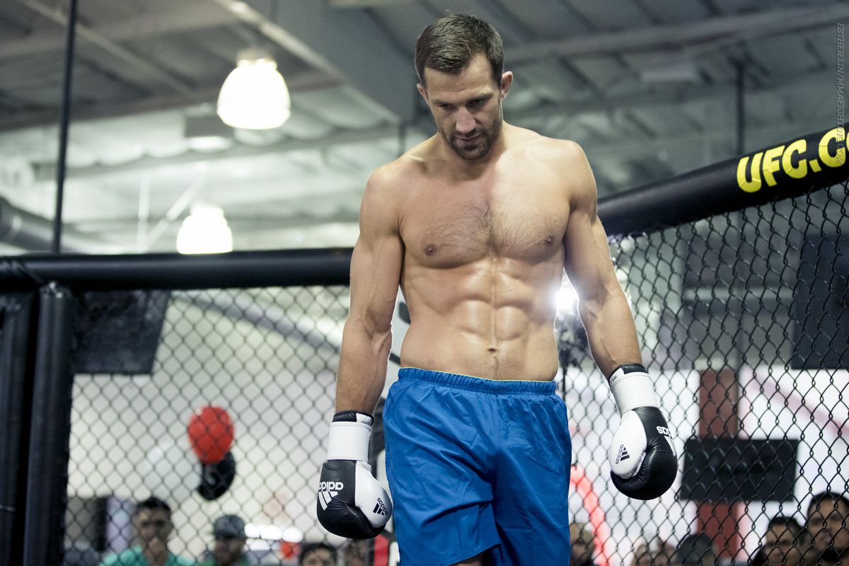 Rockhold đá đểu kèo Jon Jones - Anthony Smith