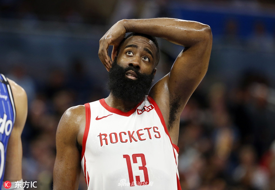 Ít khi "ném gạch", một khi đã hụt thì phải đến tầm ghi danh sử sách như James Harden