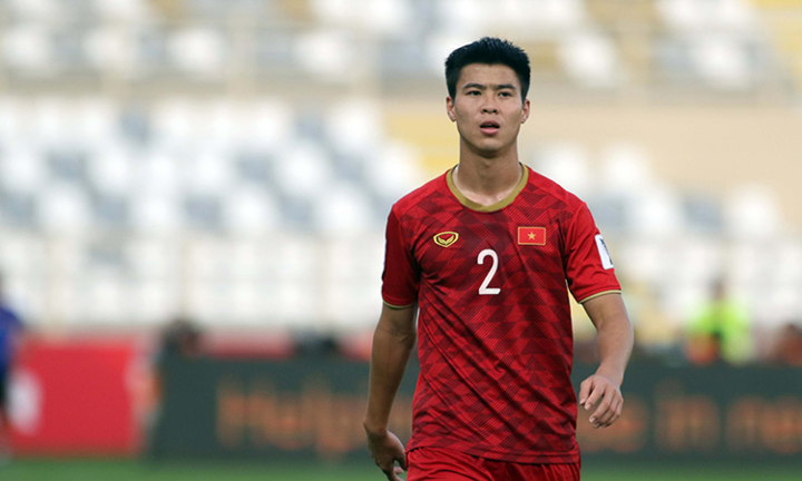 Duy Mạnh bất ngờ nhận án phạt nặng từ AFC