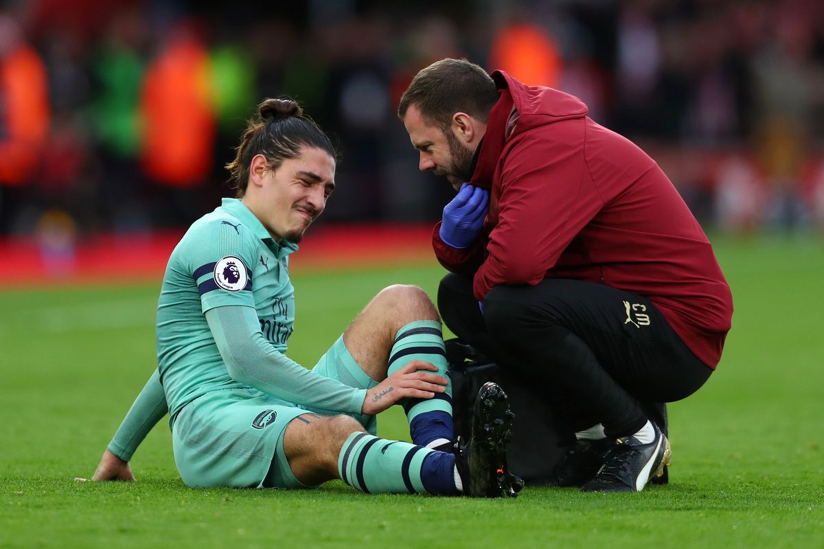 HLV Emery thừa nhận yếu điểm Arsenal vẫn chưa thể vá kể từ thời Wenger