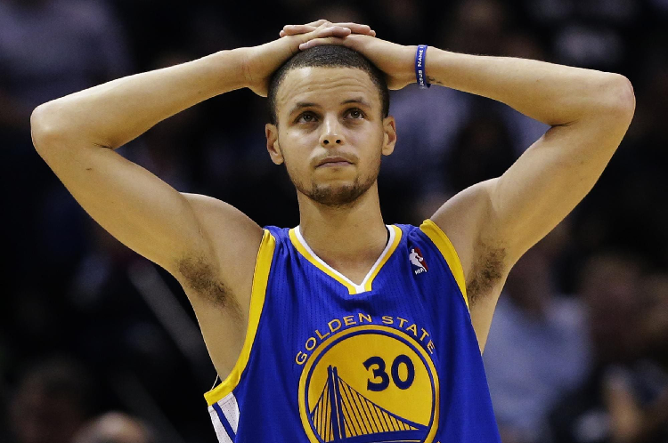 Golden State Warriors là đội bóng bị ghét nhất trong giới thể thao