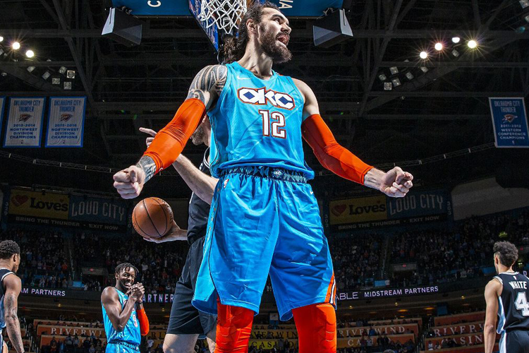 Jimmy Butler tưởng hồn mình đã lìa khỏi xác sau pha va chạm với "Aquaman" Steven Adams