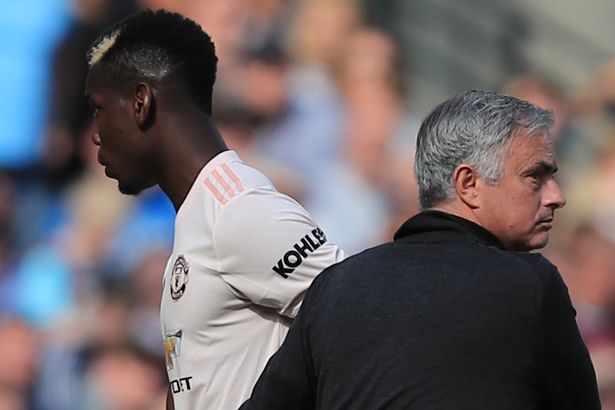 Jose Mourinho chê bai Man Utd, đá xoáy Paul Pogba