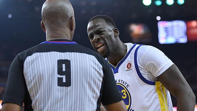 NBA thử nghiệm chương trình #RefWatchParty: Cãi nhau với trọng tài chưa bao giờ dễ như thế này