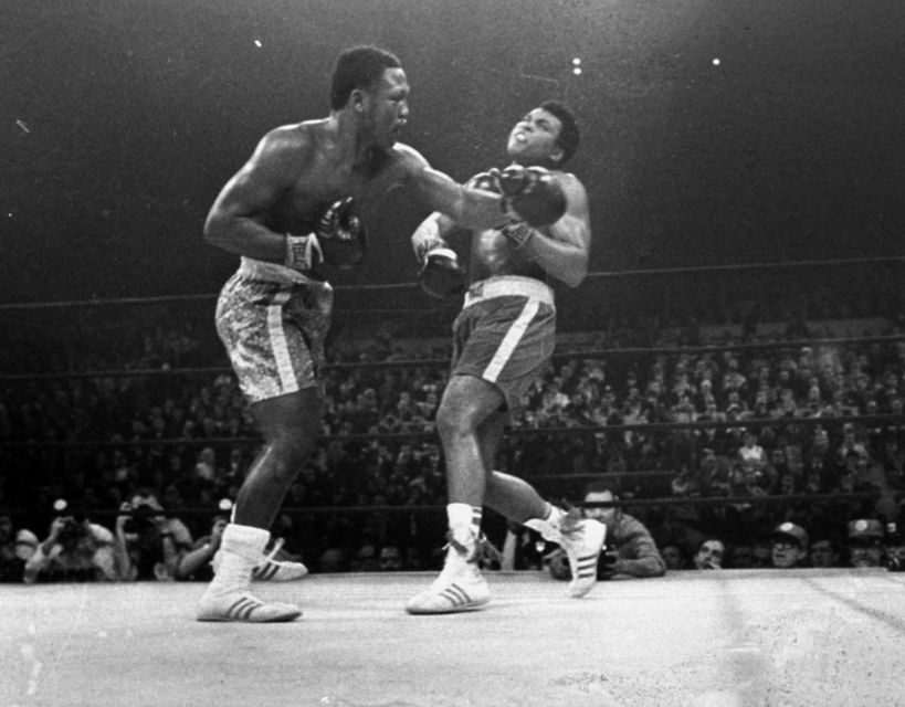 Năm Hợi trong quá khứ: 1971, Joe Frazier đánh gục Muhammad Ali