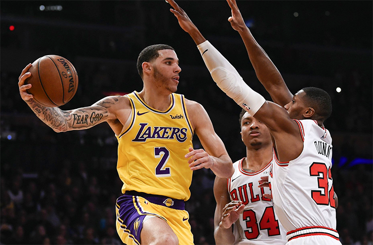 Ai cũng có thể bị trade tại Los Angeles Lakers, nhưng Lonzo Ball thì không