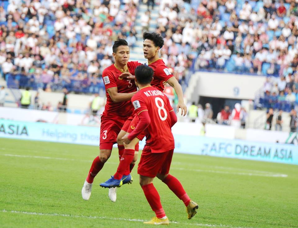 Đánh bại Jordan trên chấm luân lưu, Việt Nam vào tứ kết Asian Cup 2019