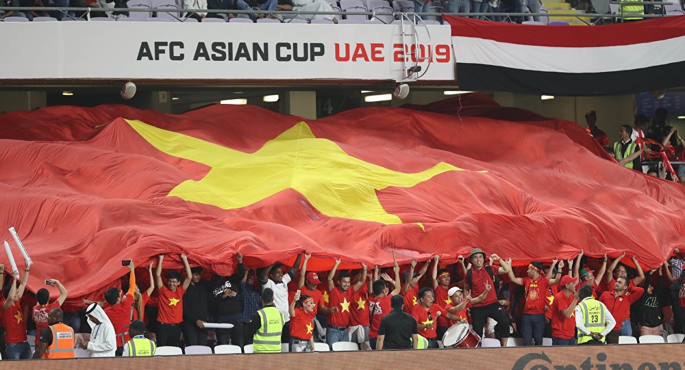CĐV Việt Nam chi mạnh để sang UAE cổ vũ cho đội tuyển