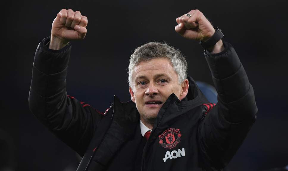 Chuyển nhượng MU ngày 24/1: Solskjaer có thể đón 2 tân binh và tin vui từ... Neymar
