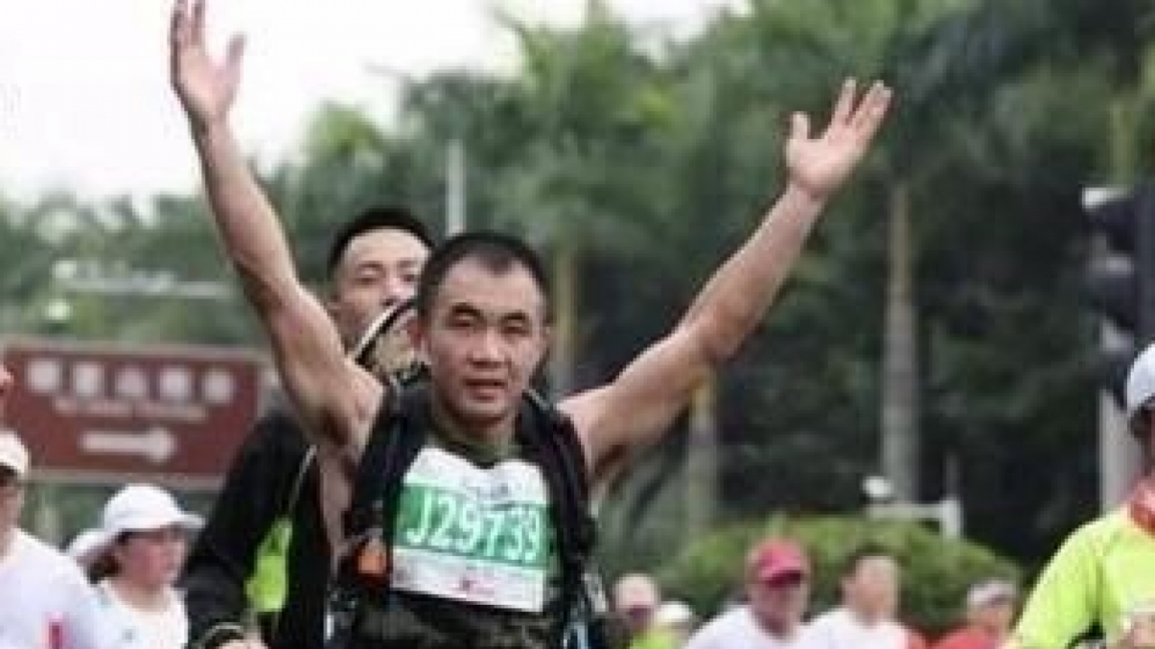 Lính cứu hỏa Trung Quốc bị cấm 2 năm tham gia các giải chạy vì gian lận