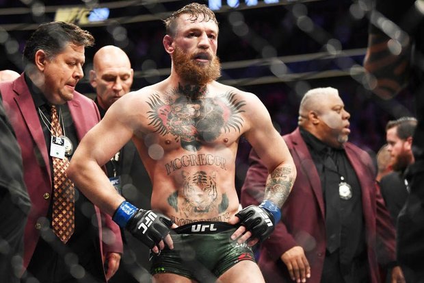 HLV của Conor McGregor muốn học trò đối đầu Donald Cerrone
