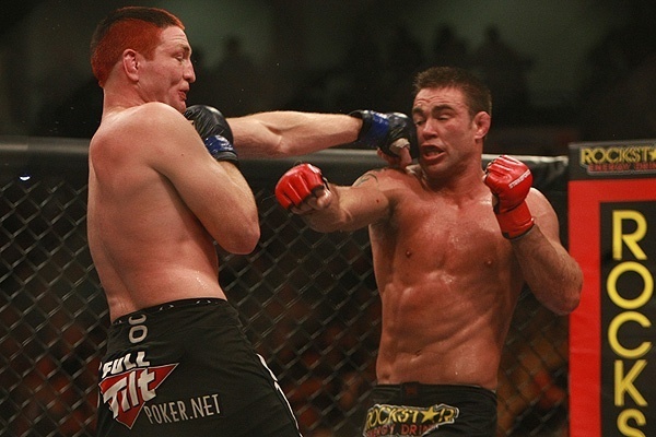 MMA - Võ tổng hợp, nhưng lại có đặc trưng riêng không thuộc môn võ nào! (Phần 2)