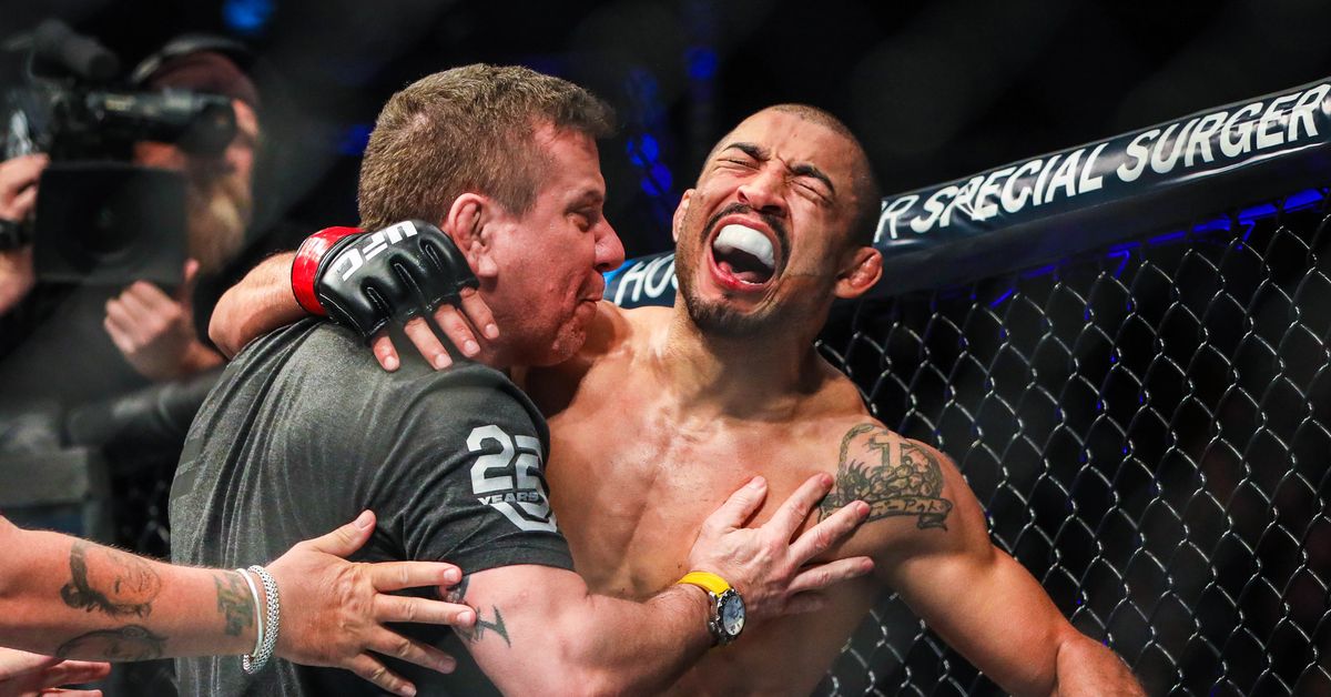Cộng đồng mạng nói gì về màn tái xuất hoành tráng của Jose Aldo?