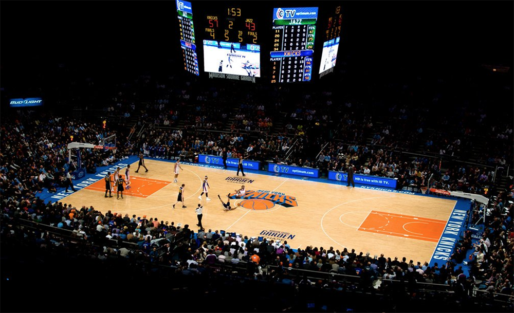 Giá trị tăng đến 367% trong 5 năm qua, nhưng Warriors vẫn không phải đội bóng đắt giá nhất NBA Giá trị tăng đến 367% trong 5 năm qua, nhưng Warriors vẫn không phải đội bóng đắt giá nhất NBA