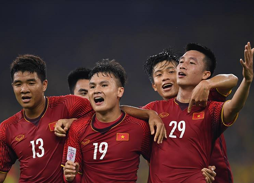 Bóng đá Việt Nam trông đợi huy chương màu gì trong năm Hợi ?