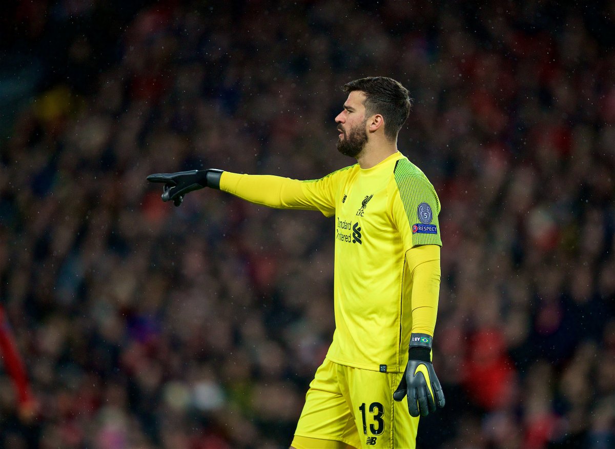 Đặt lên bàn cân De Gea và Alisson trước trận đại chiến MU - Liverpool