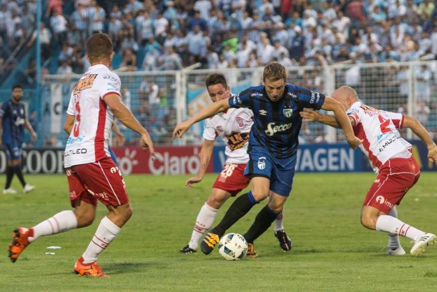 Nhận định Huracan vs Union de Santa Fe 3h10, 24/2 (vòng 20 giải VĐQG Argentina)