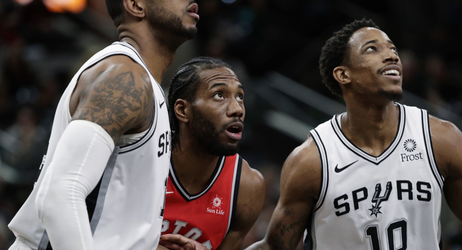 Trước ngày trở về, DeRozan tâm sự với người lạ: "Chia tay Raptors khác gì bị người yêu đá đâu"