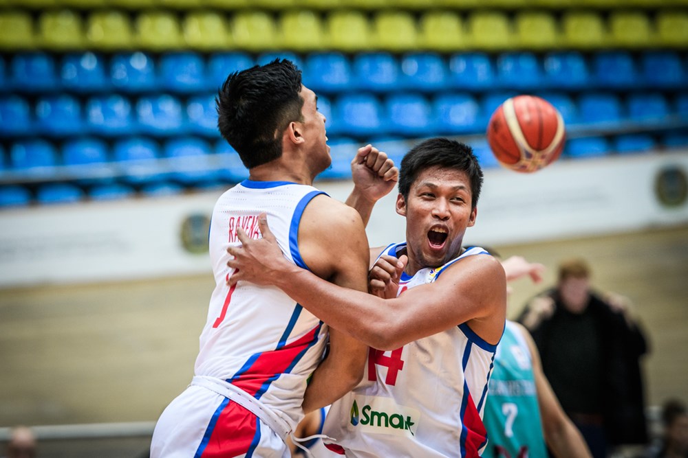 Tuyển bóng rổ Philippines giành suất dự FIBA World Cup 2019 nhờ trung phong Hàn Quốc Tuyển bóng rổ Philippines giành suất dự FIBA World Cup 2019 nhờ trung phong Hàn Quốc
