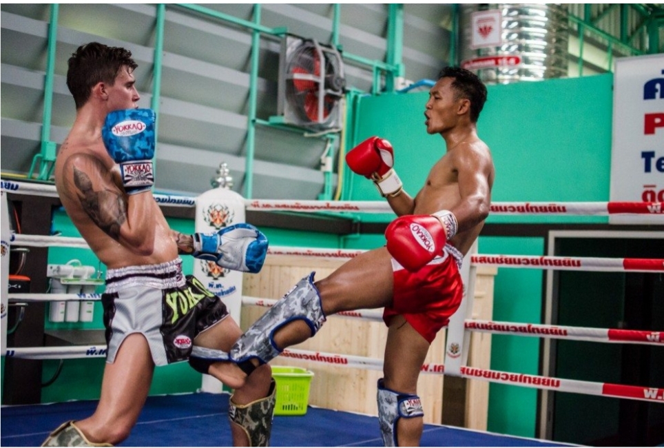 Chuyện cái đầu nóng và cái đầu lạnh trong những trận Muay Thái Chuyện cái đầu nóng và cái đầu lạnh trong những trận Muay Thái