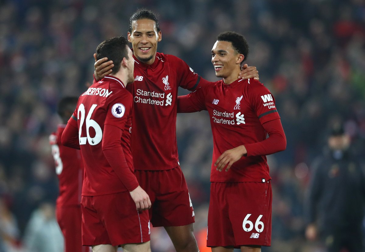 Alexander-Arnold đã đi vào lịch sử EPL như thế nào với kỳ tích cho Liverpool?