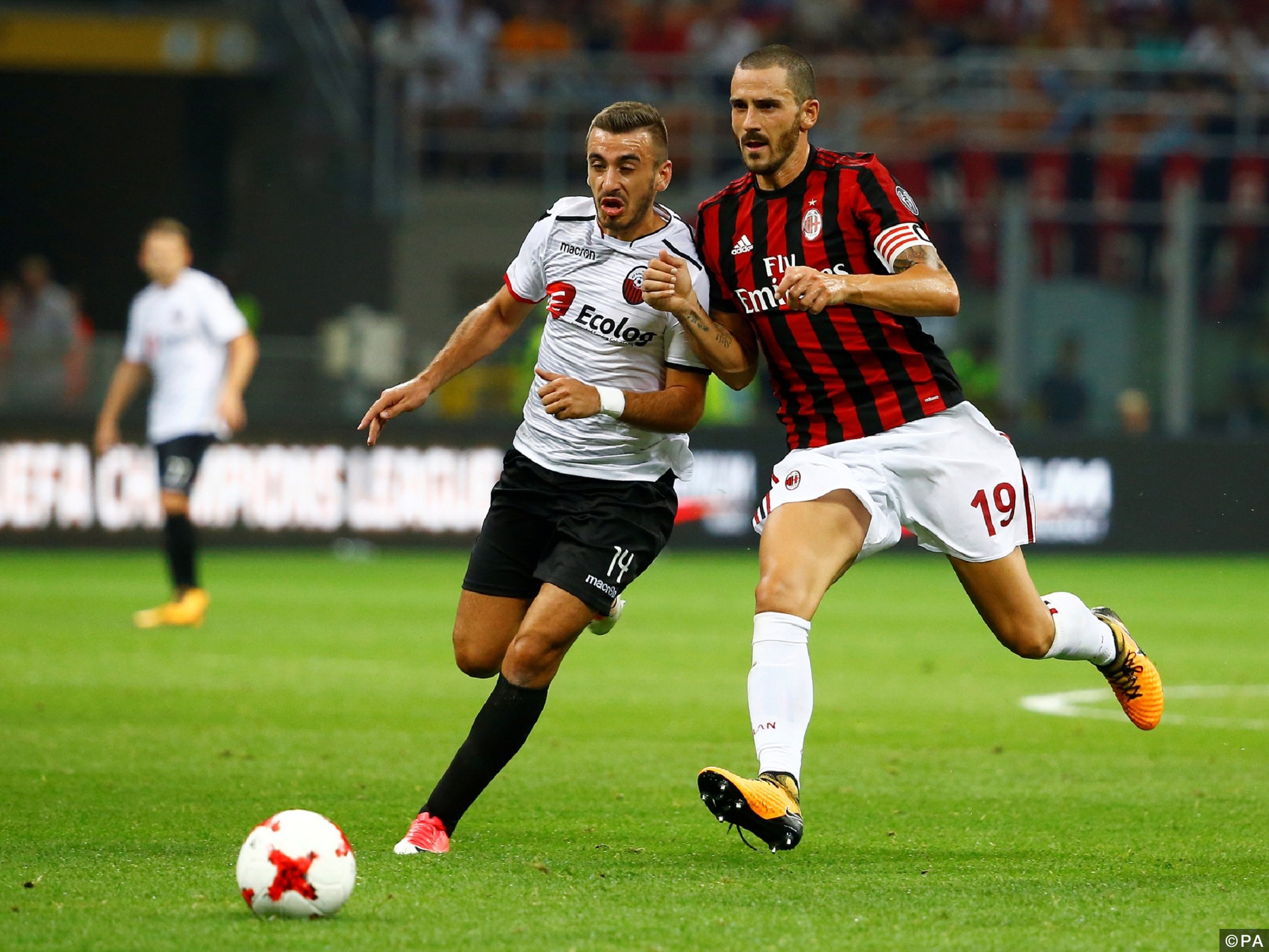 Nhận định AC Milan vs Sassuolo 00h00, 03/03 (vòng 26 VĐQG Italia)
