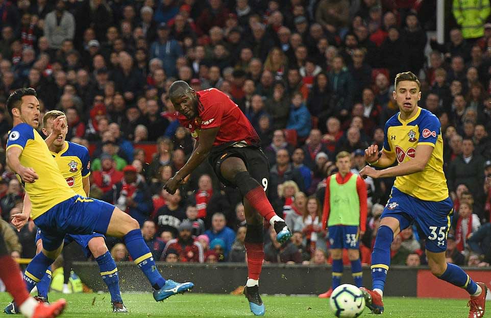 Người hùng Lukaku giải thích lý do từ chối cơ hội lập hat-trick khi nhường penalty cho Pogba