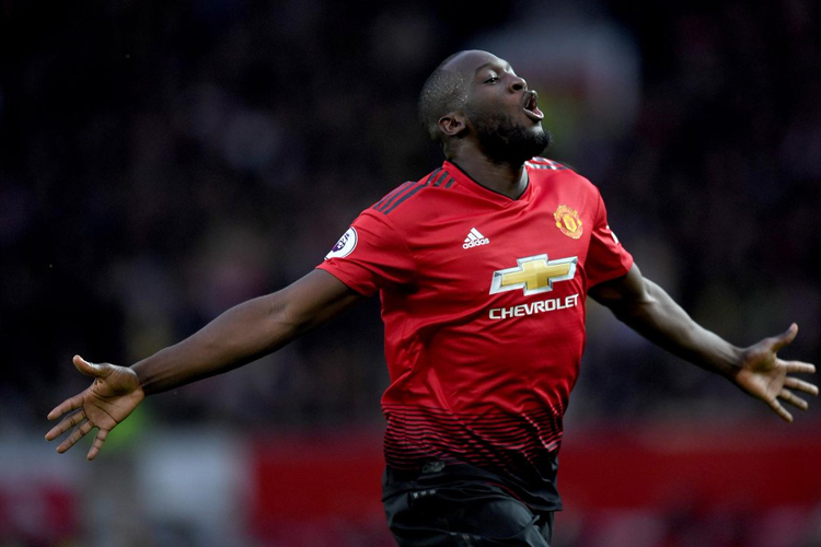 Người hùng Lukaku giải thích lý do từ chối cơ hội lập hat-trick khi nhường penalty cho Pogba