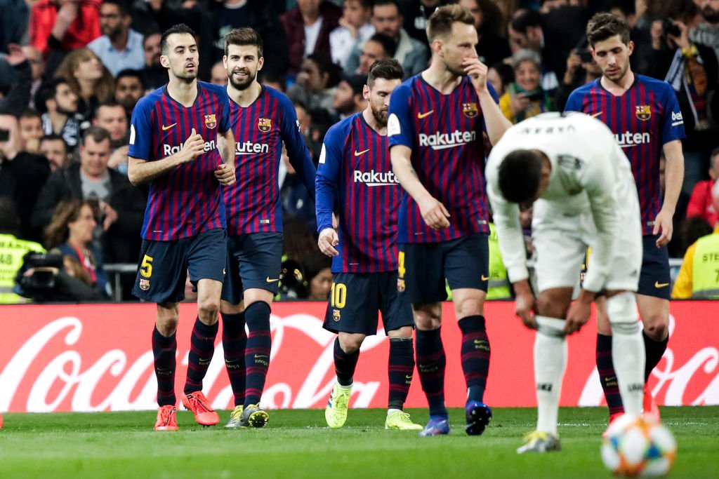 Real Madrid hứng chịu chuỗi kết quả sân nhà tệ nhất 15 năm qua sau khi thua Barca