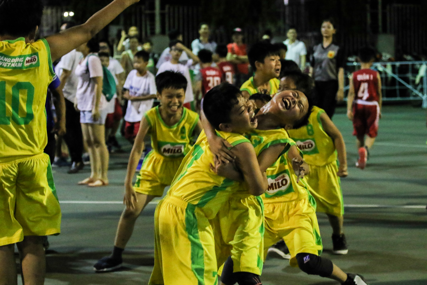 Chung kết tiểu học giải Bóng rổ Năng khiếu - Trẻ TP HCM 2019: Bản lĩnh của các chiến binh nhí