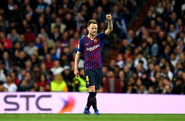 Barcelona lập kỷ lục thắng trước Real Madrid và những điểm nhấn đáng chú ý ở trận Siêu kinh điển