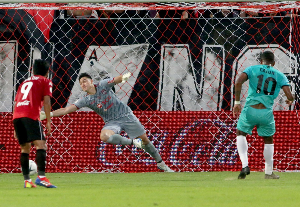 Thua trận thứ 2 liên tiếp, Văn Lâm và Muang Thong đứng áp chót BXH Thai-League