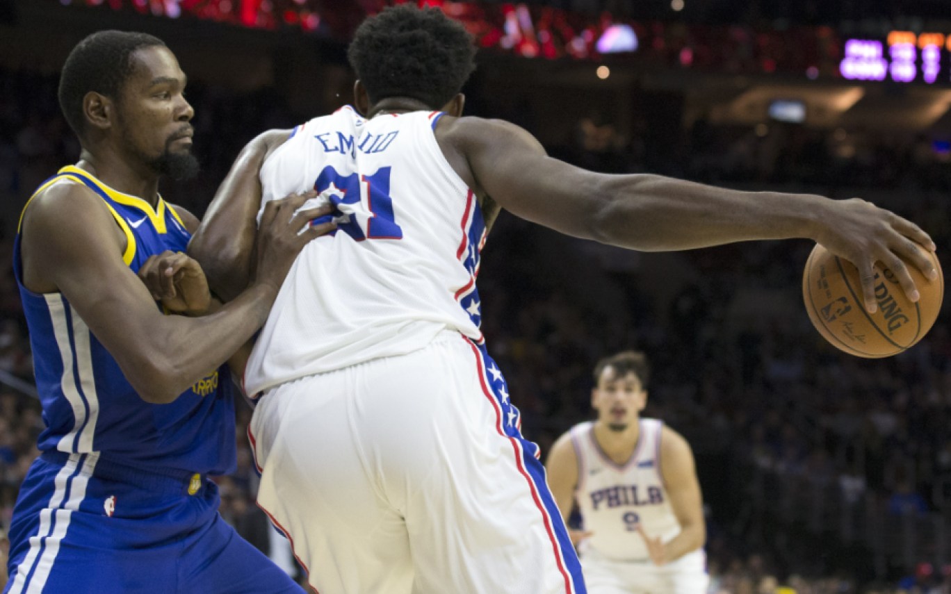 Joel Embiid cũng phải thừa nhận siêu sao Warriors là cầu thủ xuất sắc nhất NBA hiện tại