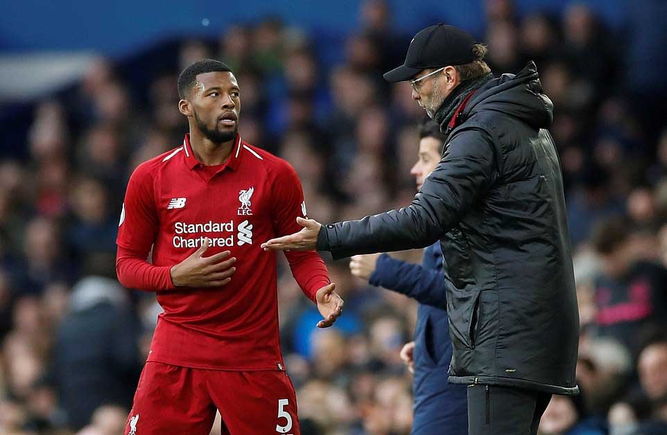 Salah bỏ lỡ đáng tiếc khiến Liverpool mất ngôi đầu và những điểm nhấn ở trận hòa Everton