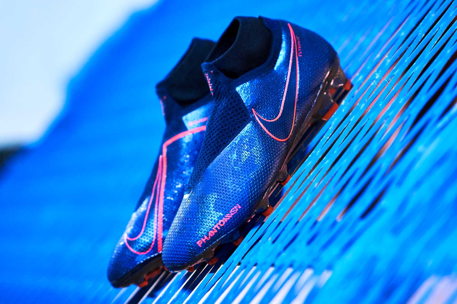 Nike chính thức ra mắt 2 siêu phẩm mới của series The Phantom