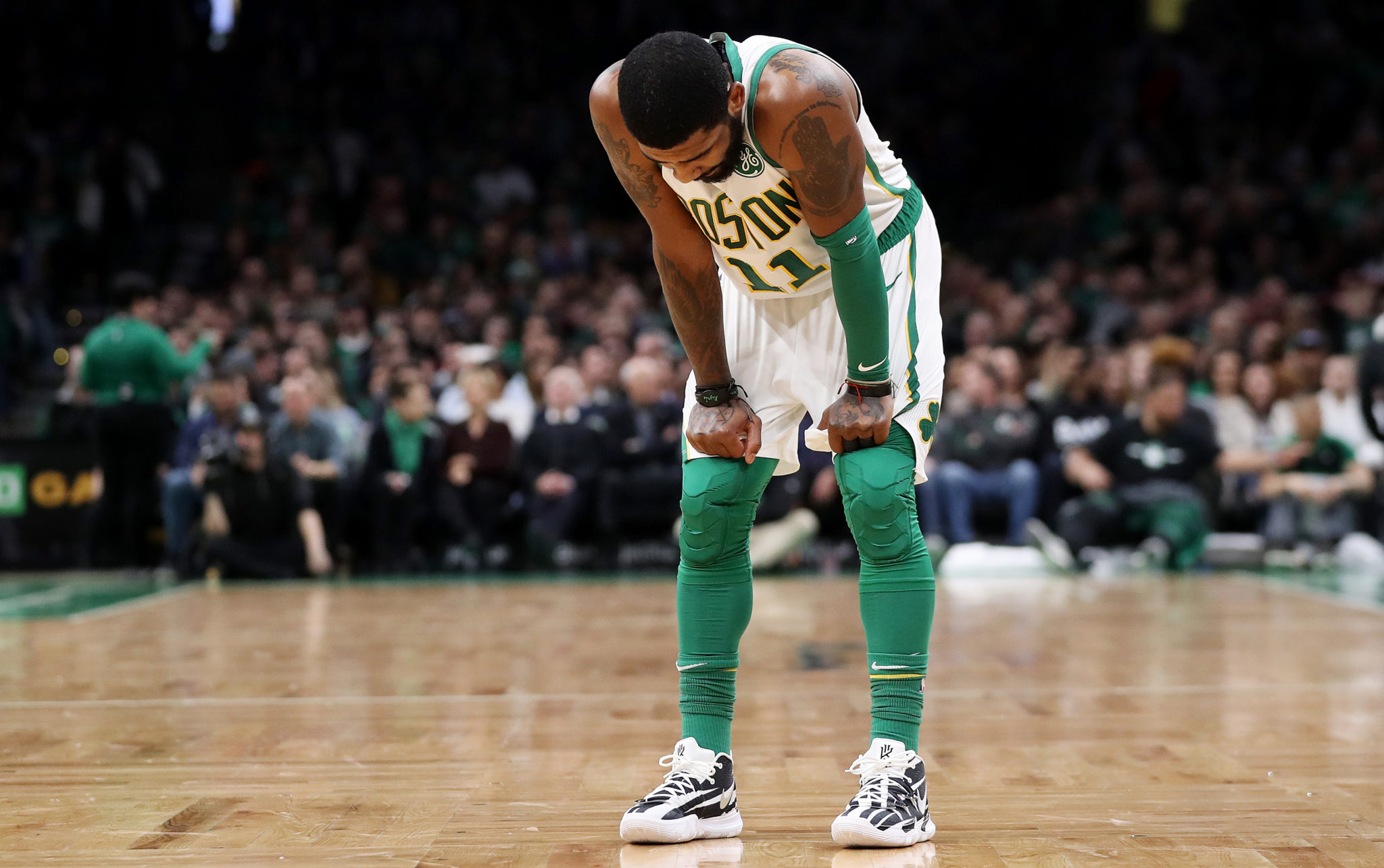Lời khuyên duy nhất mà huyền thoại Shaquille O'Neal dành cho Kyrie Irving lúc này