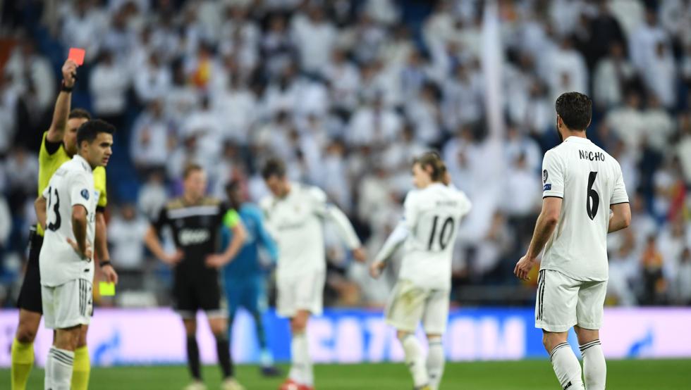 Real Madrid đã rời bỏ ngai vàng Cúp C1/Champions League sau bao nhiêu ngày?