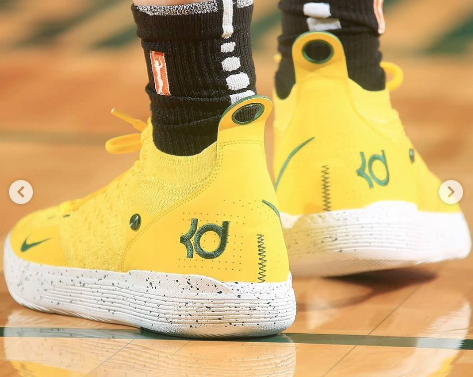 Ngắm nhìn các mẫu giày bóng rổ nữ đỉnh nhất WNBA khiến các đồng nghiệp nam cũng phải trầm trồ Ngắm nhìn các mẫu giày bóng rổ nữ đỉnh nhất WNBA khiến các đồng nghiệp nam cũng phải trầm trồ