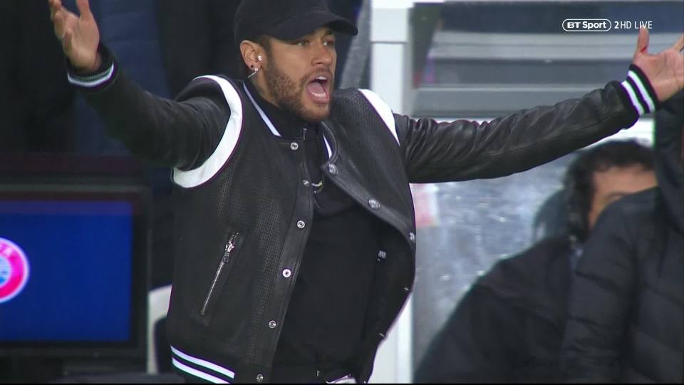 Neymar văng "đủ thứ" trên Instagram lăng mạ trọng tài sau khi PSG bị MU loại vì VAR