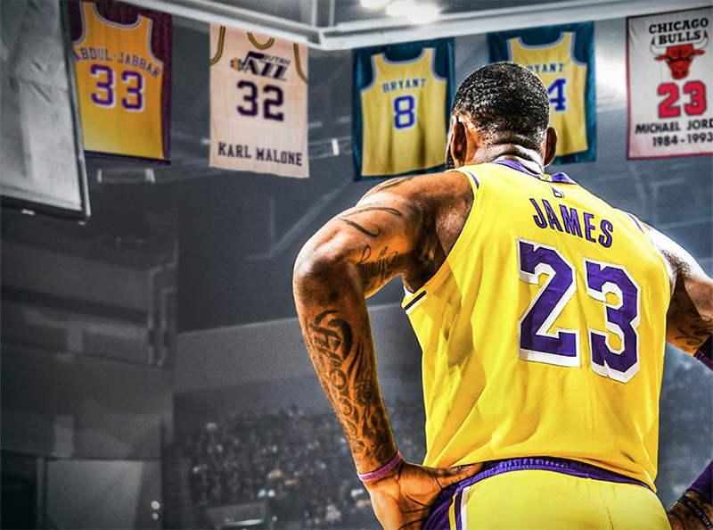 Ngả mũ trước "nhà vua": LeBron James vượt mặt Michael Jordan trên bảng vàng ghi điểm NBA