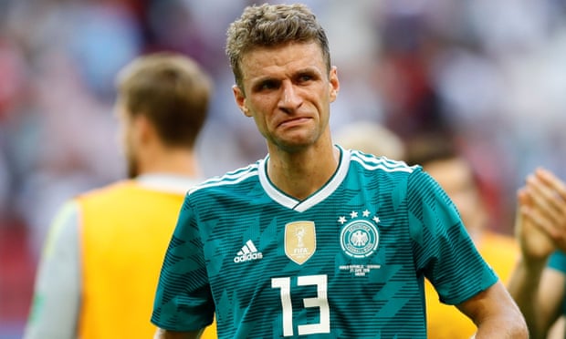 Thomas Muller giận dữ vì bị Joachim Low cho về vườn