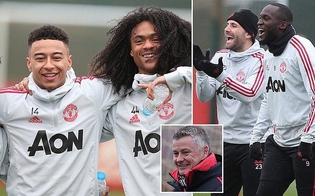 Dàn sao MU trở lại ở đại chiến với Arsenal khiến HLV Solskjaer khó xử khi chọn đội hình