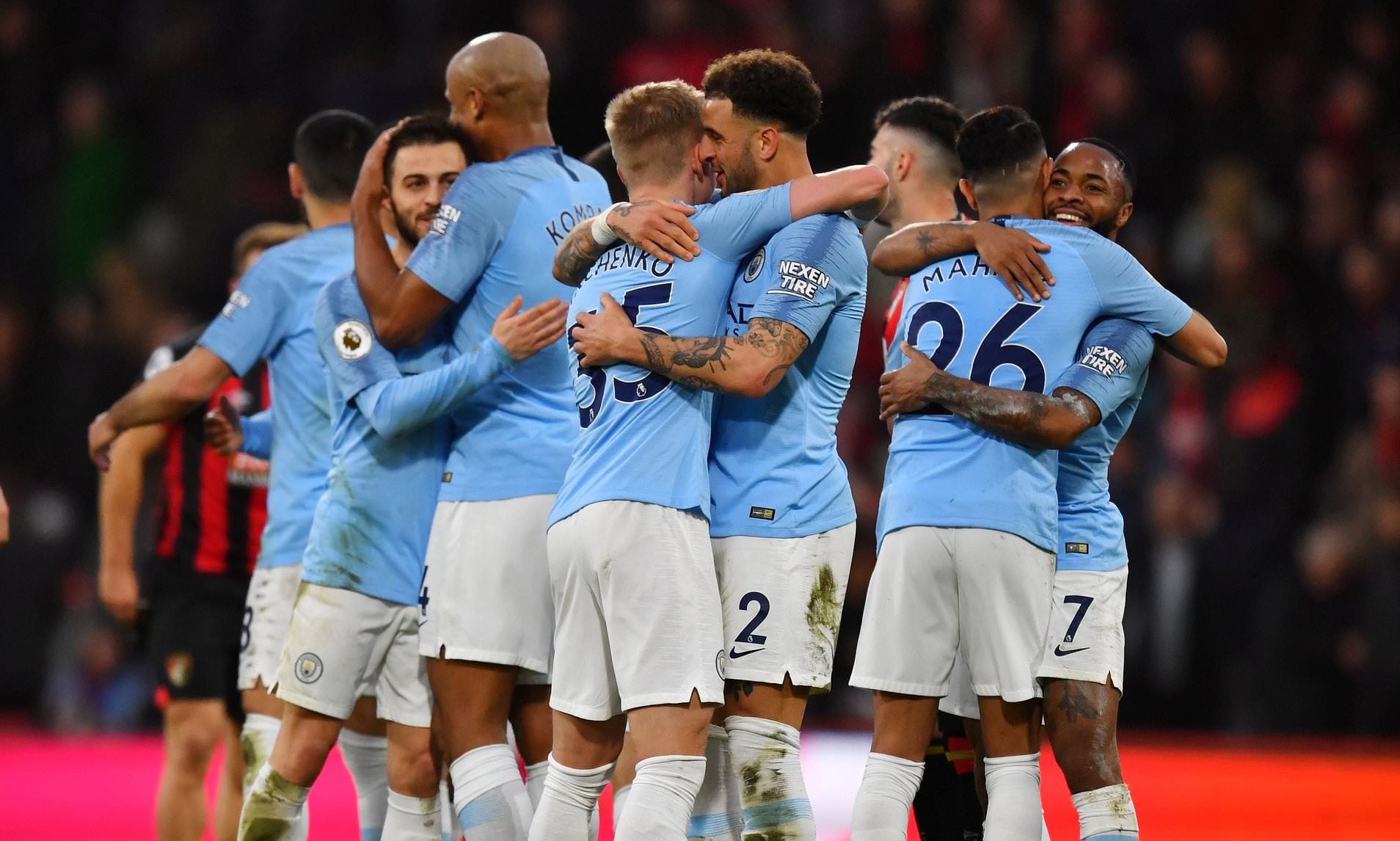 Ông chủ Liverpool gây áp lực buộc BTC giải Ngoại hạng điều tra tài chính Man City