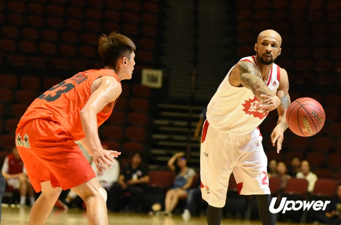 Macau Black Bears công bố ngoại binh thay thế Anthony Tucker