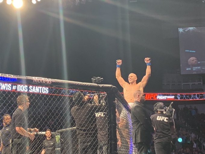 TRỰC TIẾP UFC Fight Night 146: Derrick Lewis vs. Junior dos Santos TRỰC TIẾP UFC Fight Night 146: Derrick Lewis vs. Junior dos Santos